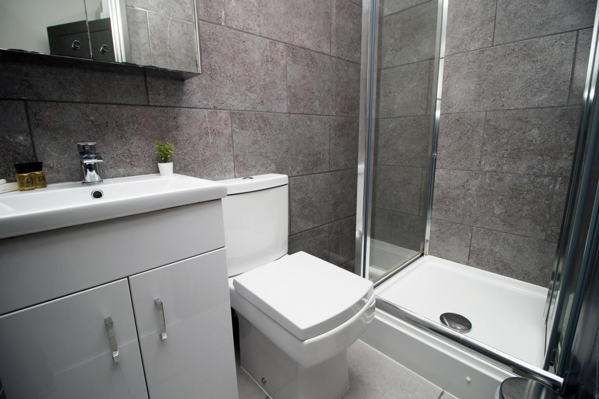 Apartment Fully Equipped Kitchen, Parking, Centre *